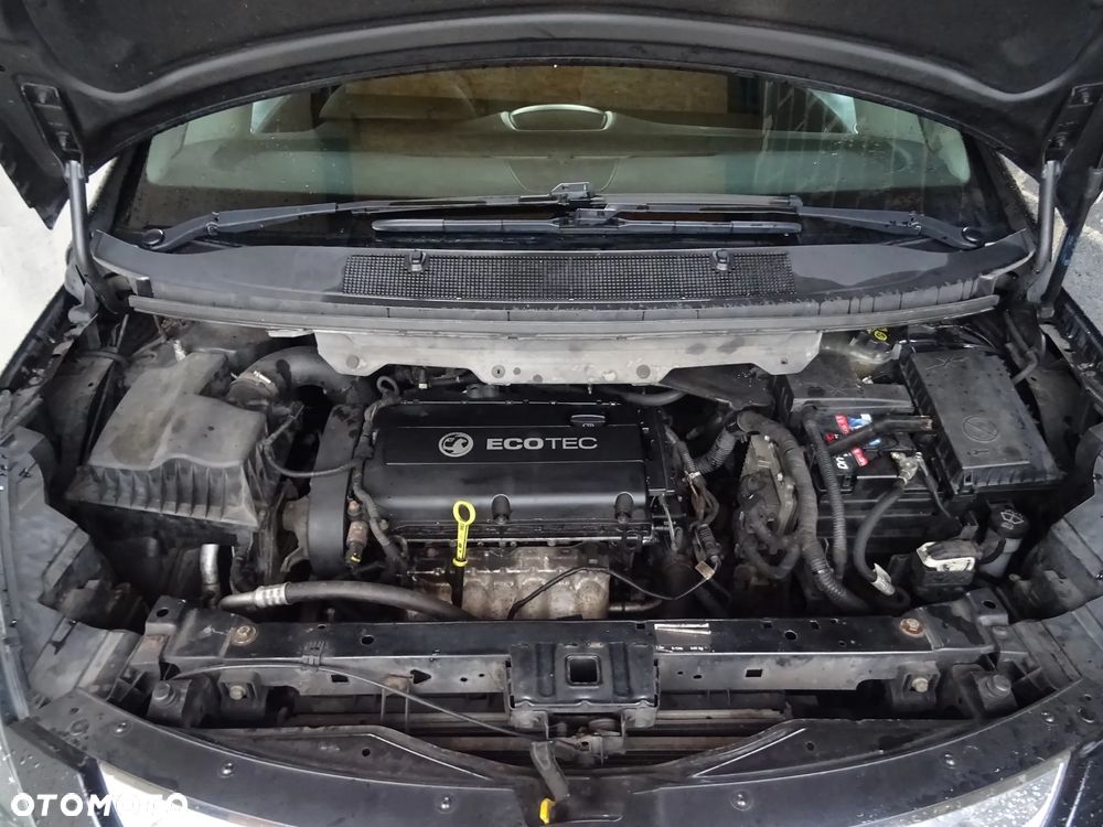 FILTR POWIETRZA OBUDOWA OPEL ZAFIRA TOURER C 1,6 1,8 A16XER A18XER - 4