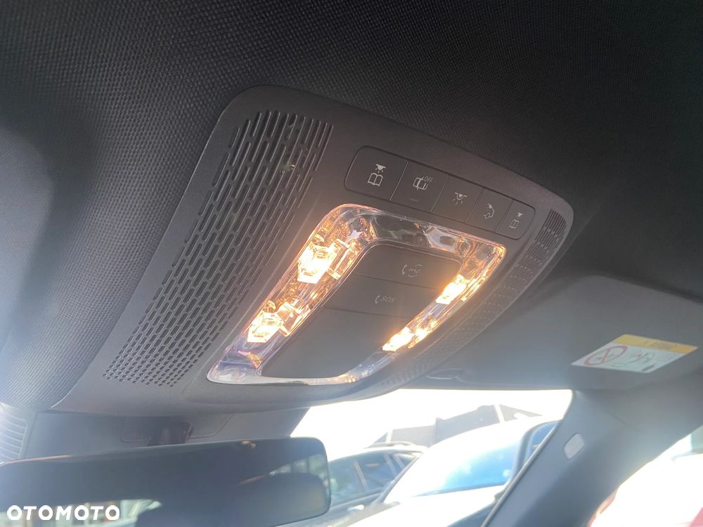 Mercedes-Benz Klasa A 200 AMG Line 7G-DCT - 15