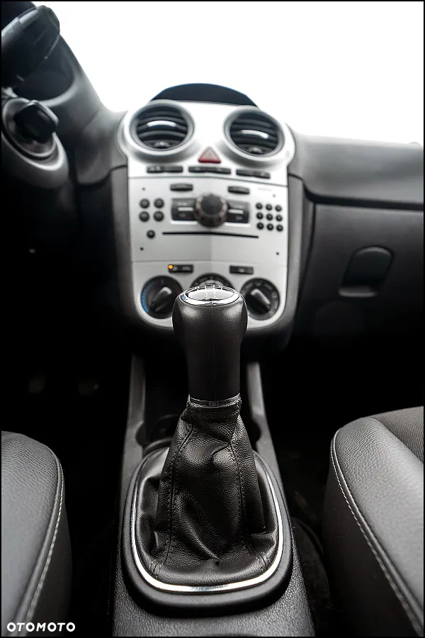 Opel Corsa - 29
