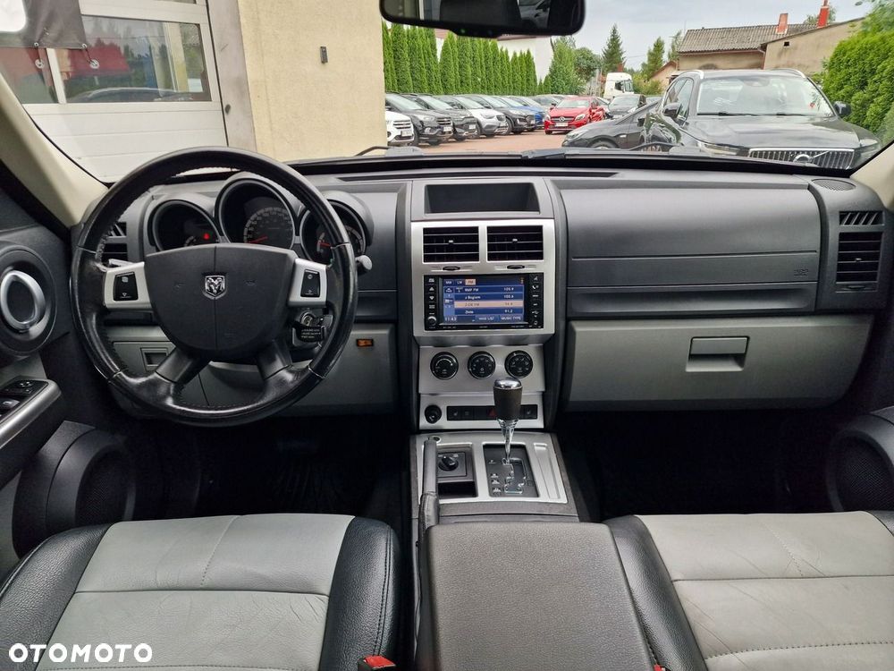 Dodge Nitro 2.8 CRD DPF Automatik SXT - 20
