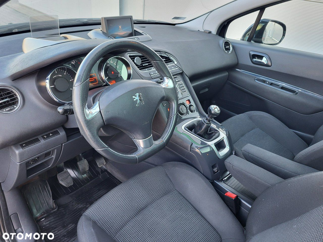 Peugeot 5008 2.0 BlueHDi Active 7os - 21