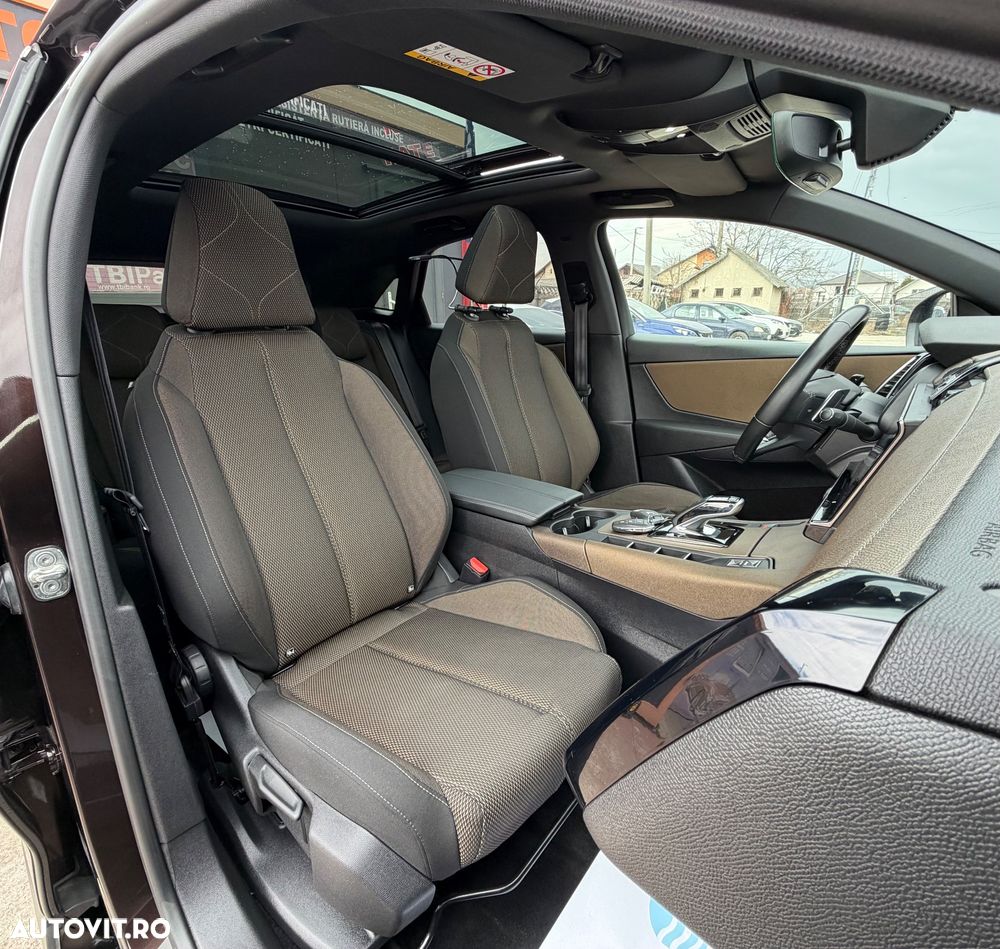 DS Automobiles DS 7 Crossback - 17