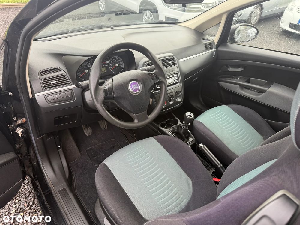 Fiat Punto - 16
