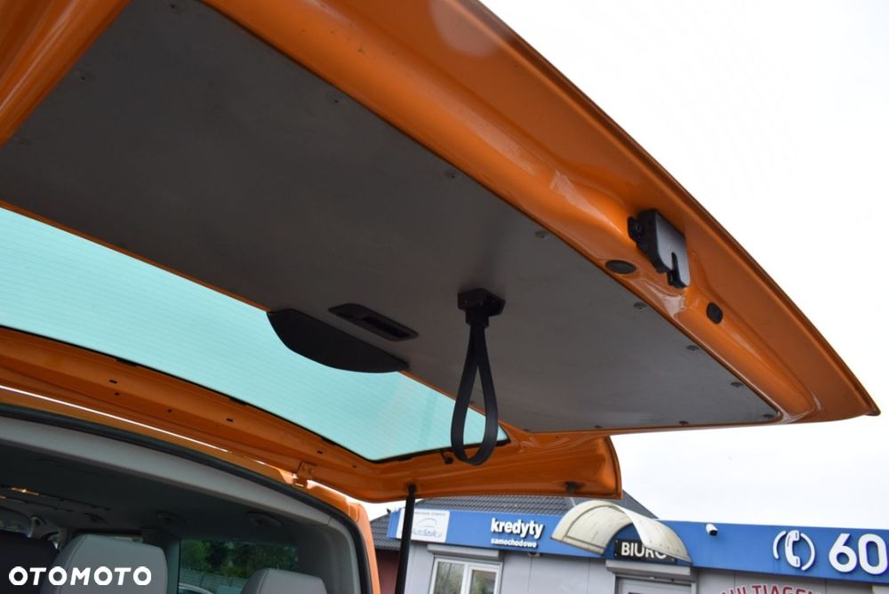 Volkswagen Transporter - 12