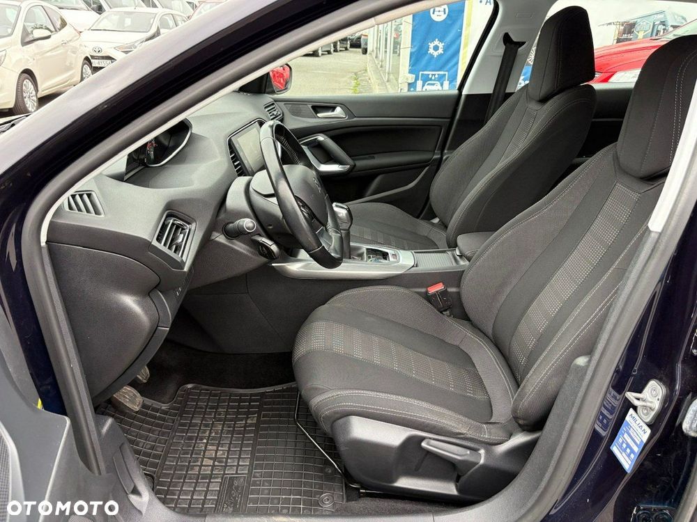 Peugeot 308 1.6 BlueHDi Style S&S - 16