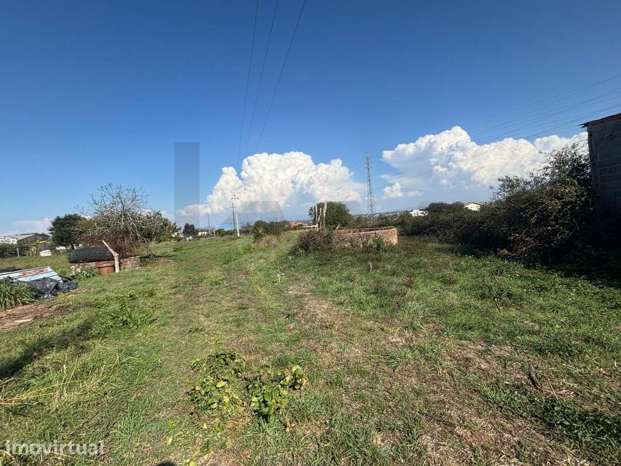 Terreno com 3600 m2 com poço - Grande imagem: 2/6