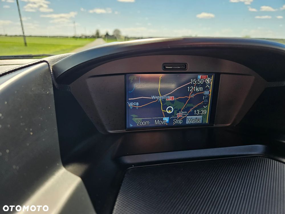 Ford Kuga 2.0 TDCi 4x2 Titanium - 12