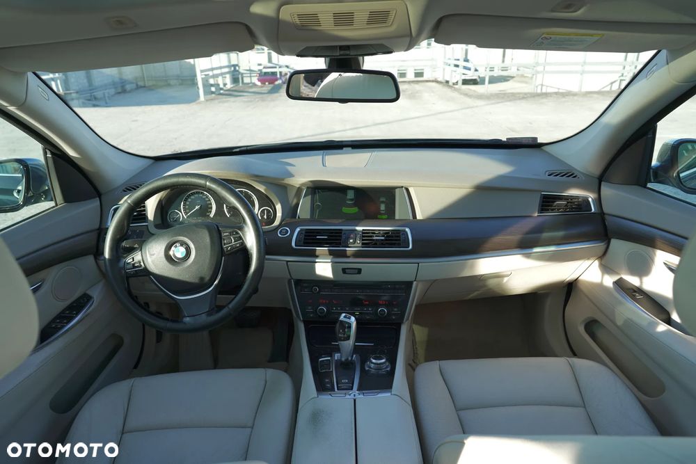 BMW 5GT 535d xDrive - 26