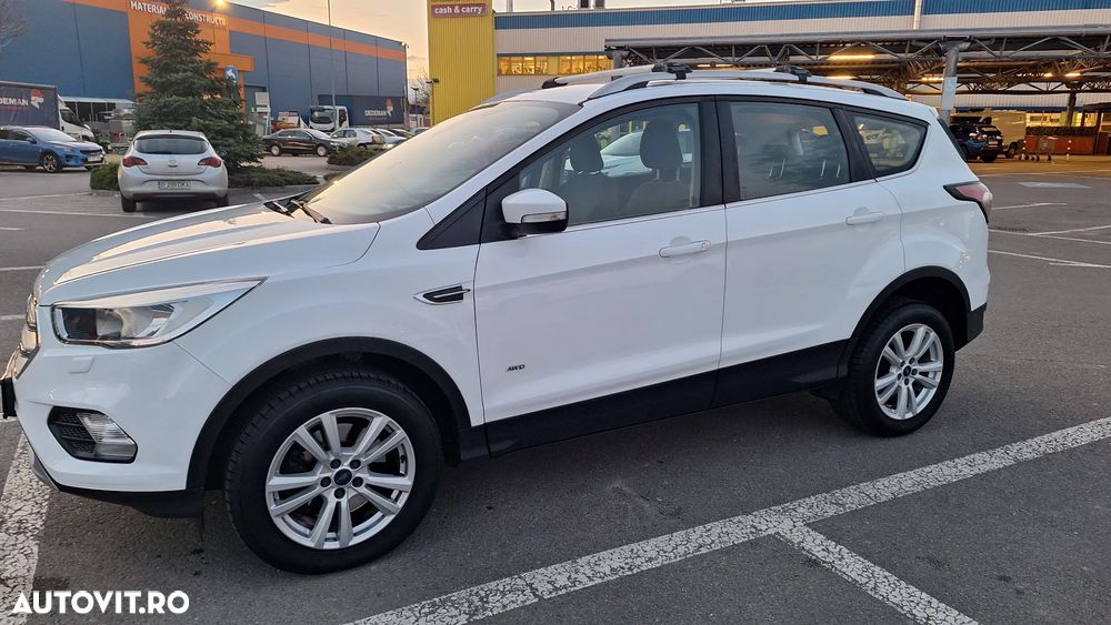 Ford Kuga 2.0 TDCi 4WD Powershift Trend - 2