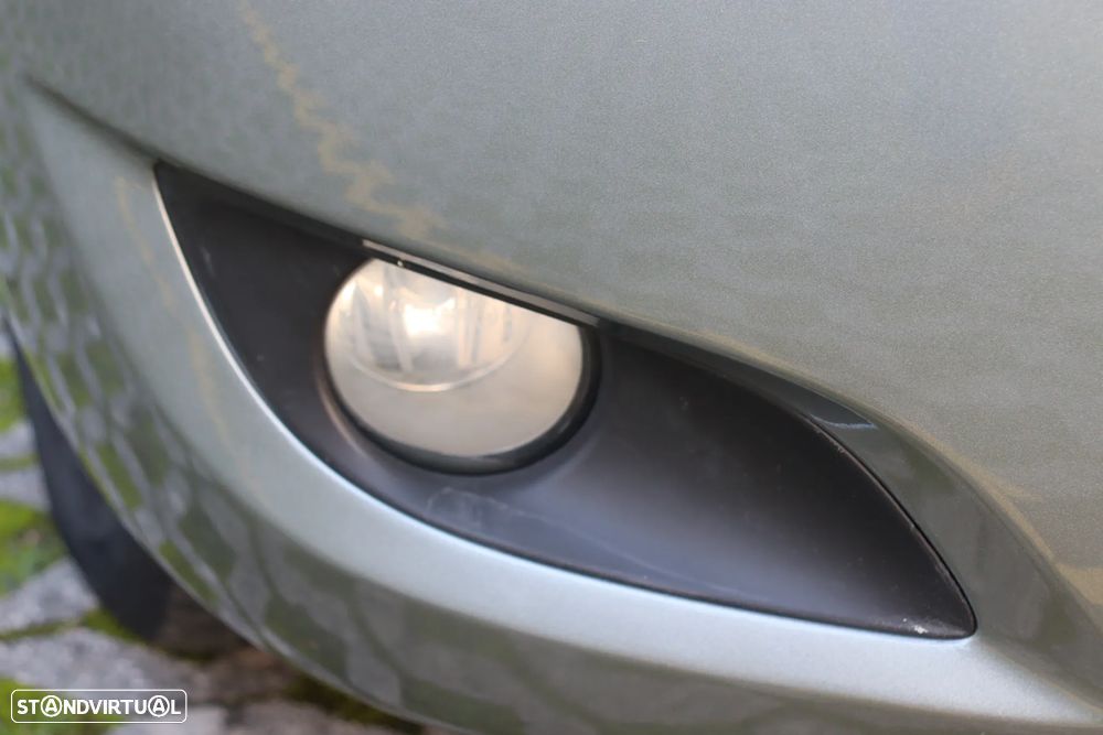 Toyota Yaris 1.3 VVT-i Sol High Pack VSC+TRC - 34