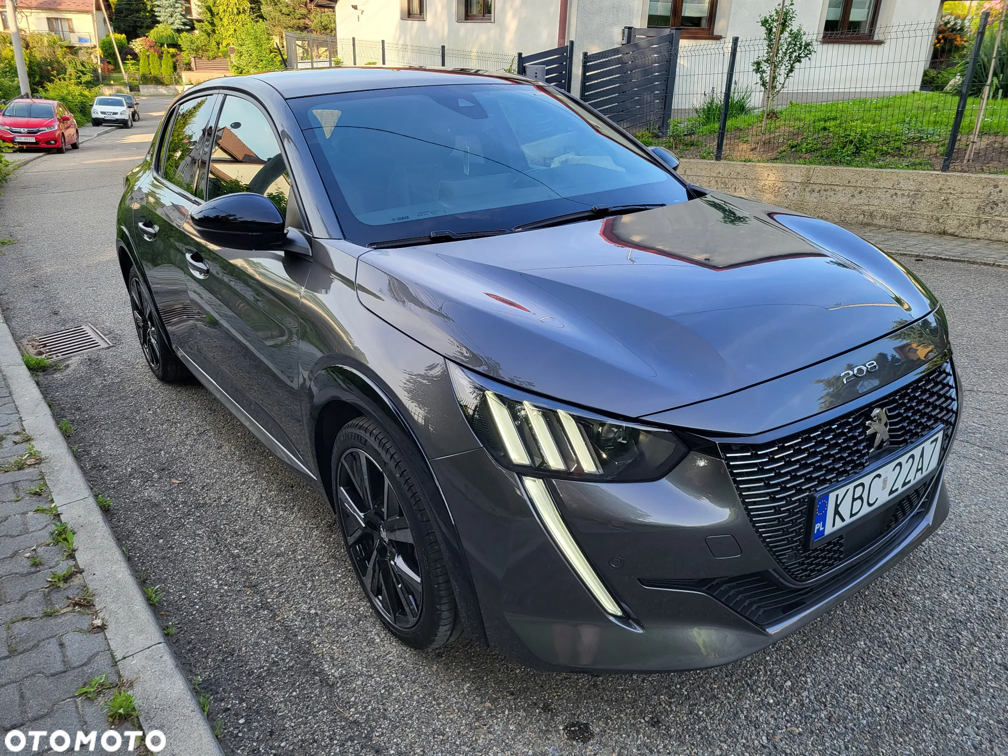 Peugeot 208 PureTech 100 EAT8 GT Pack - 10