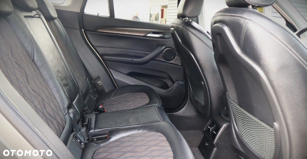 BMW X1 - 16