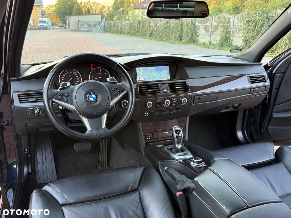 BMW Seria 5 535d Edition Sport - 24