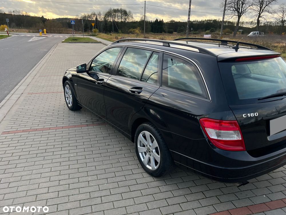 Mercedes-Benz Klasa C 180 K BlueEff Elegance - 29