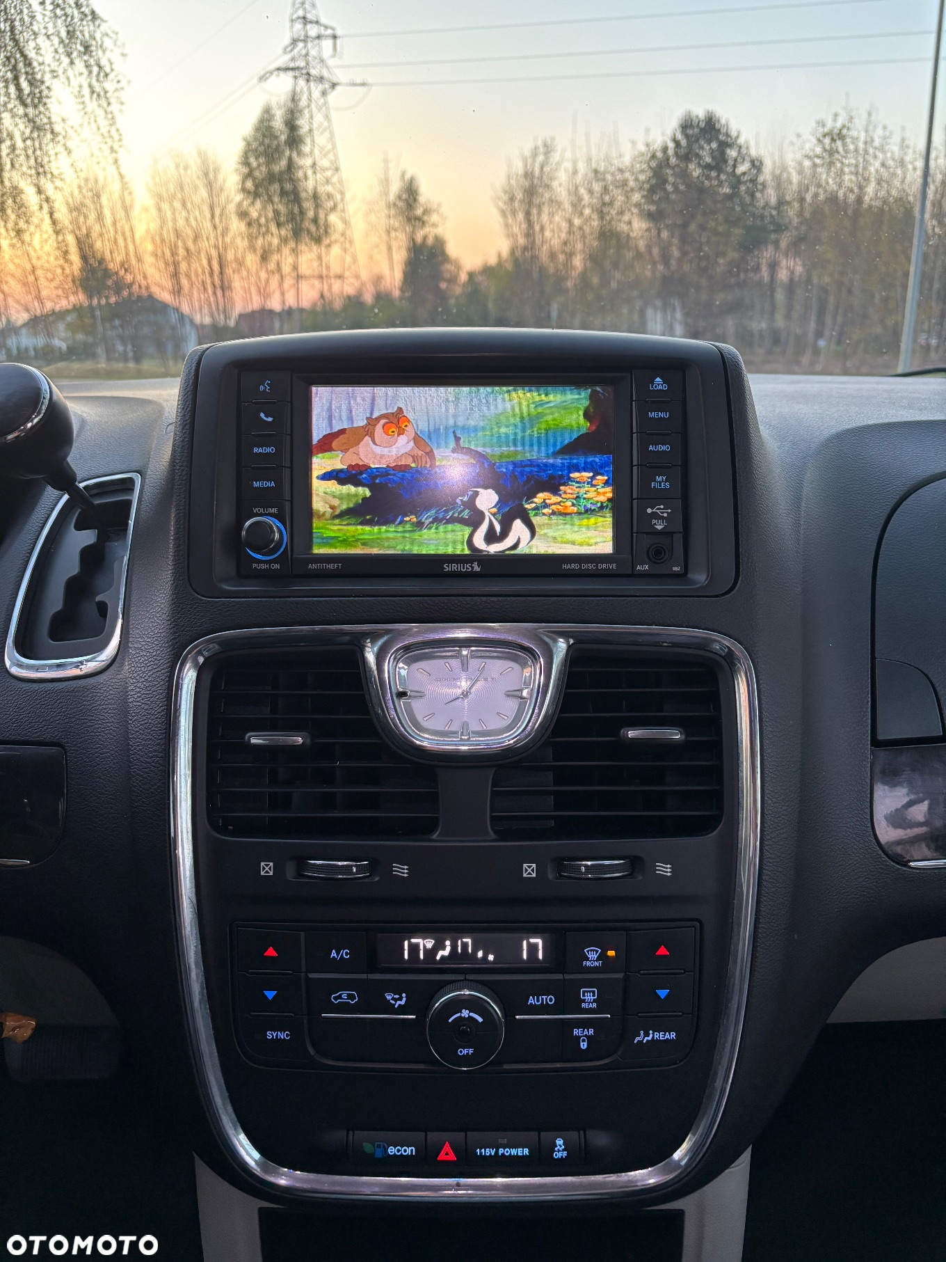 Chrysler Town & Country 3.6 Touring - 2