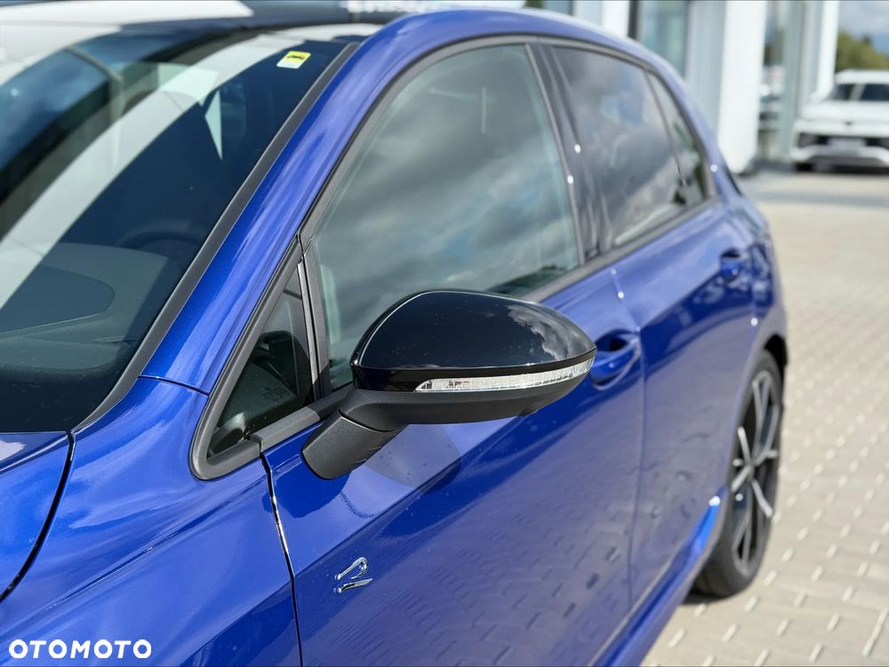Volkswagen Golf VIII 2.0 TSI 4Motion R - 5