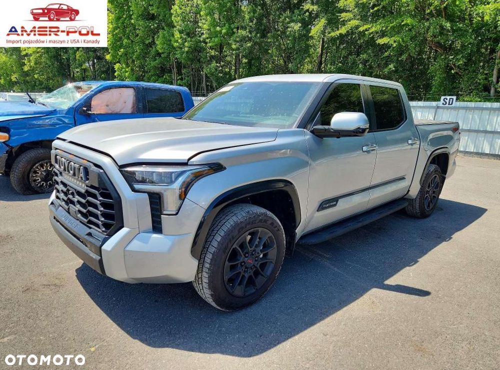 Toyota Tundra - 2