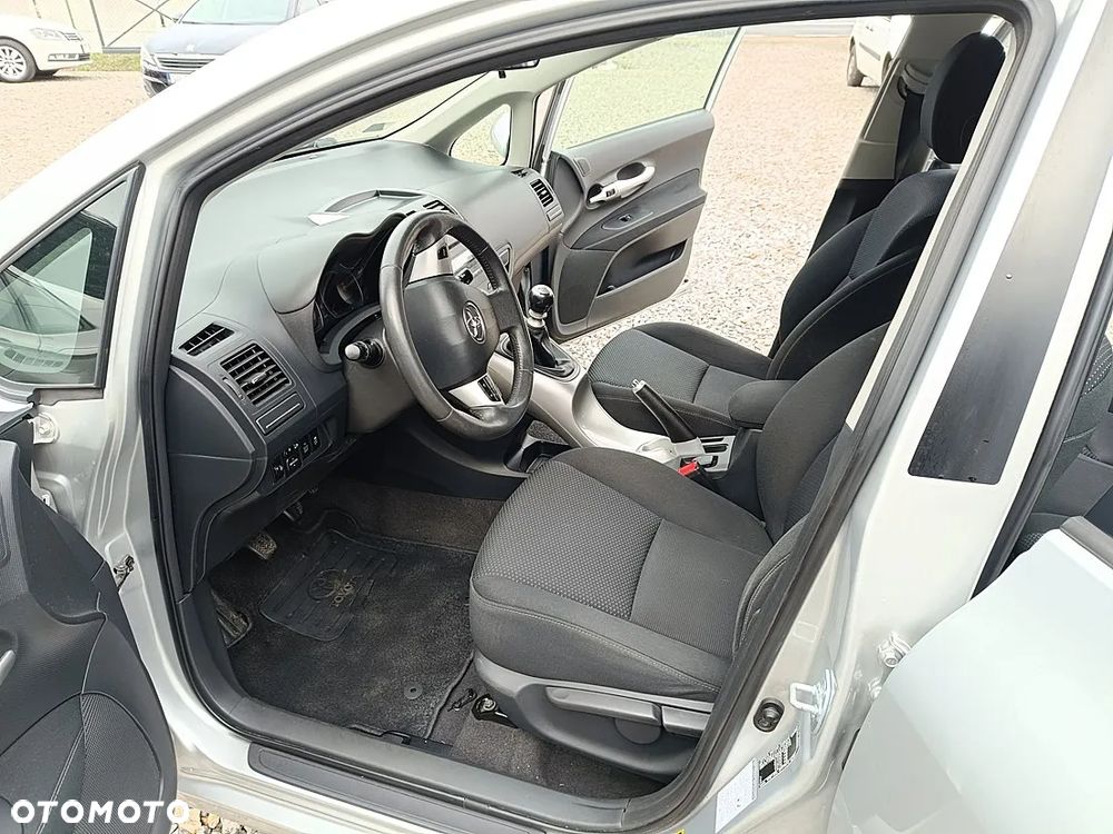 Toyota Auris 1.33 VVT-i Premium - 12