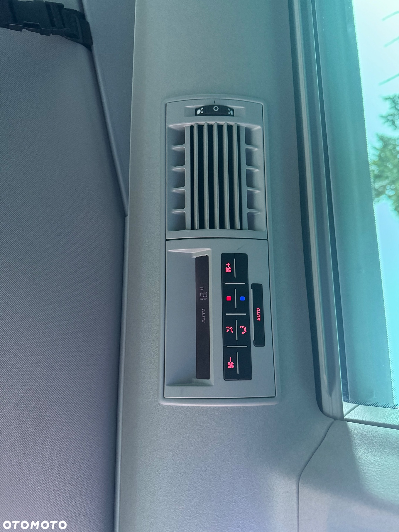 Volkswagen California - 23