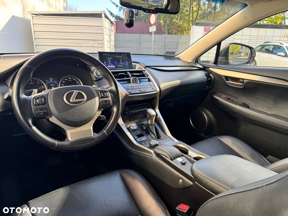 Lexus NX 200t Elite AWD - 21