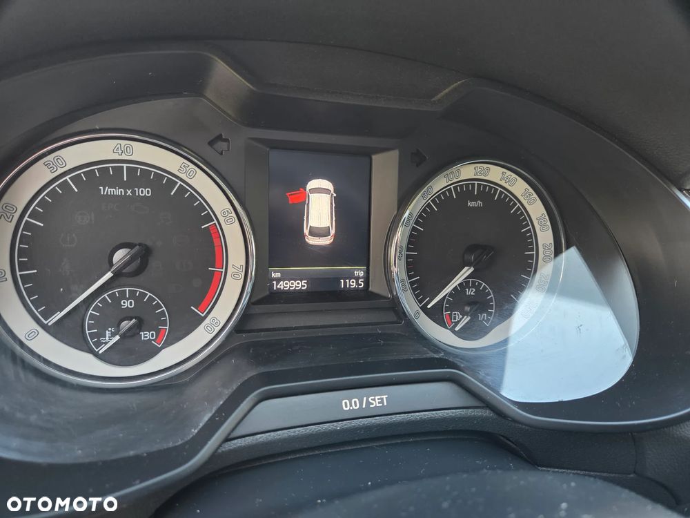 Skoda Octavia 1.5 TSI ACT Style DSG - 5