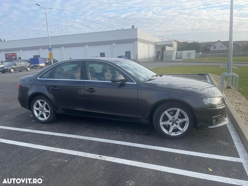 Audi A4 - 1