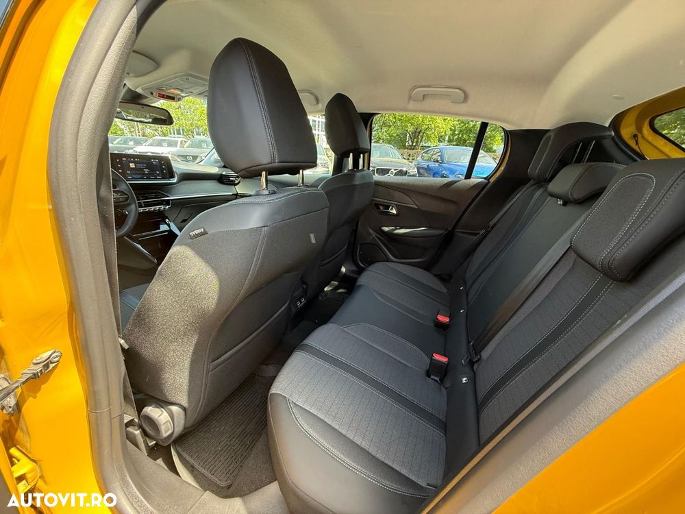 Peugeot 208 1.2 L PureTech STT EAT8 Active Pack - 28