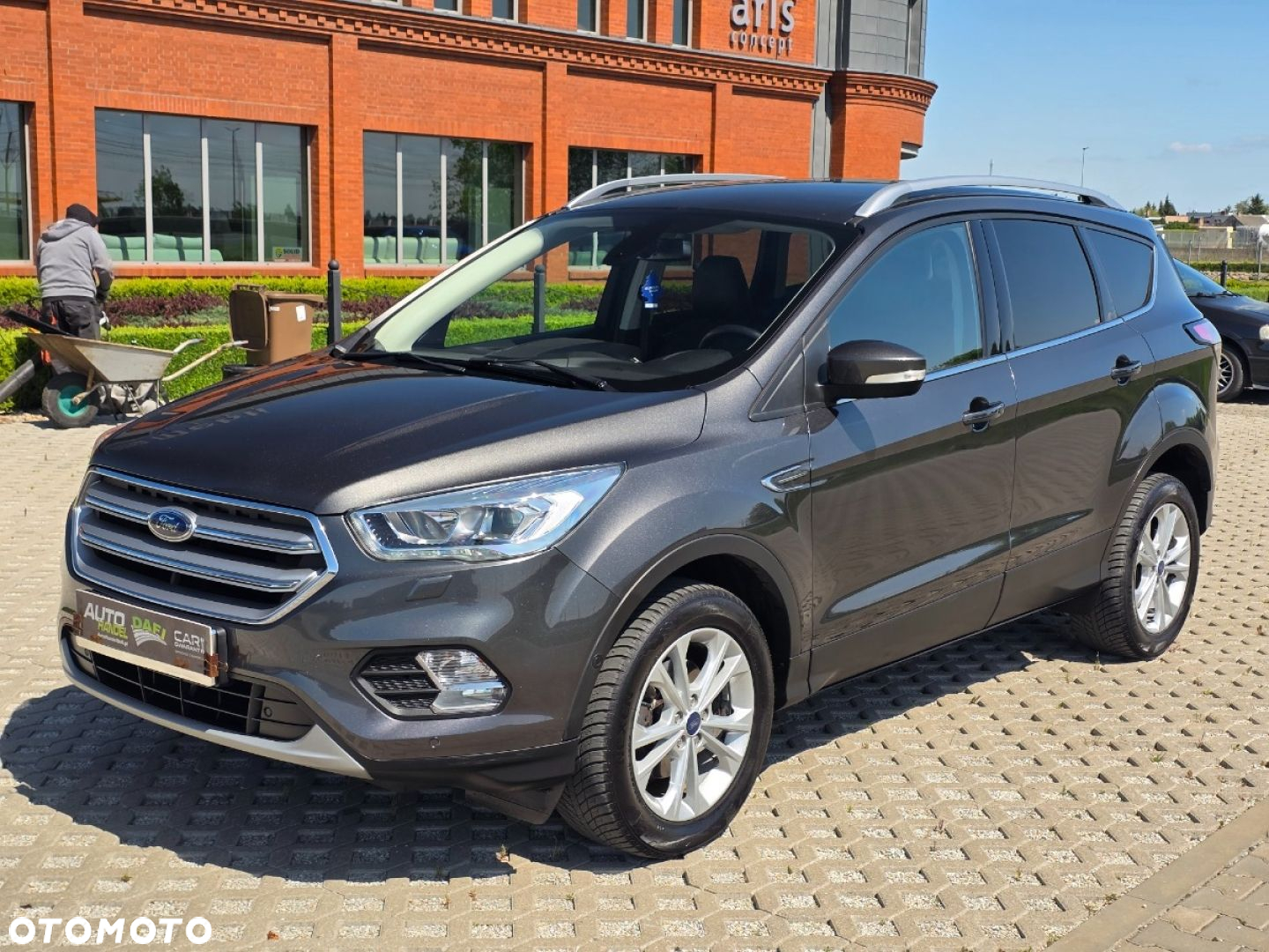 Ford Kuga - 32