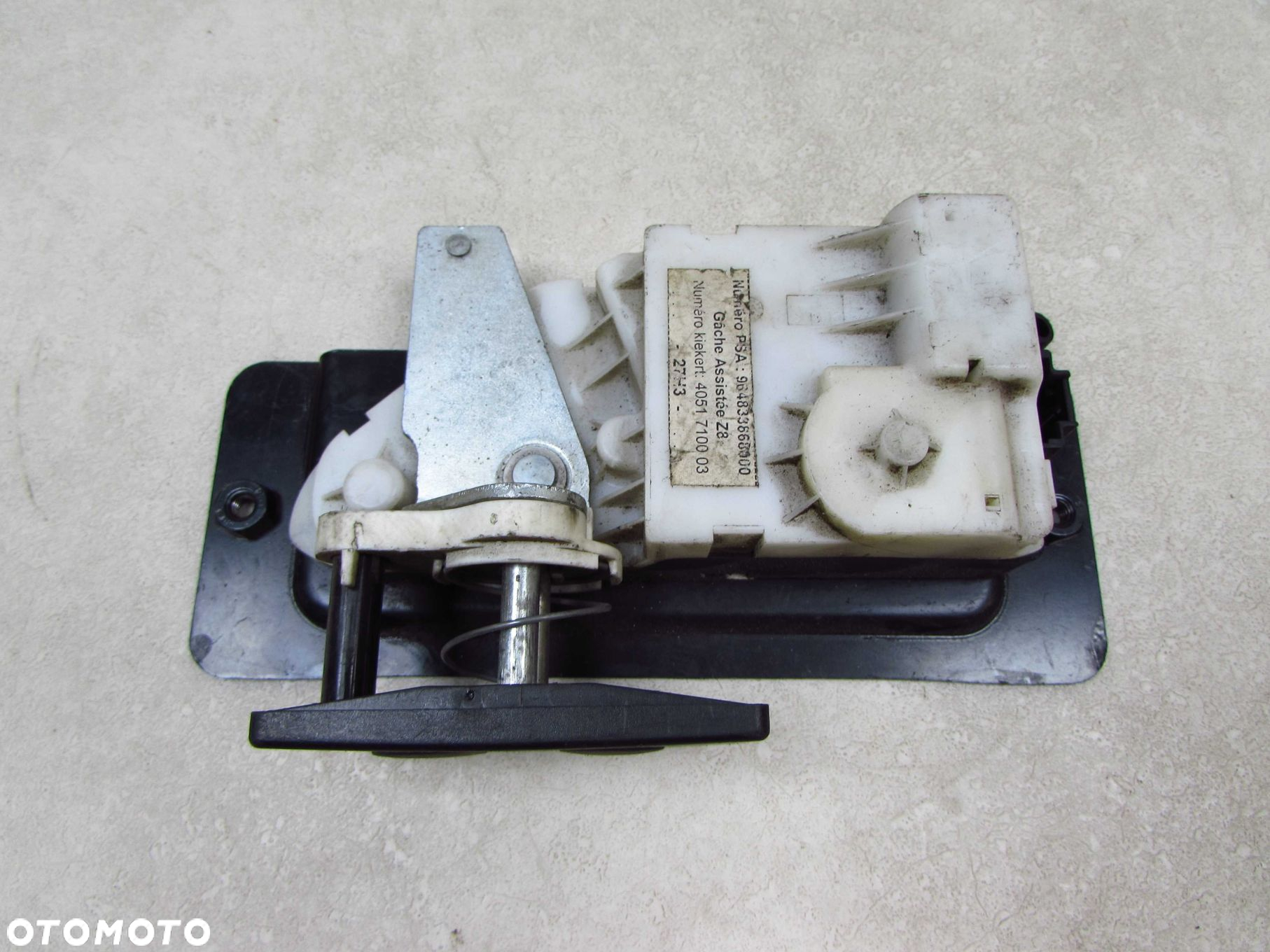 PEUGEOT 607 LIFT 04- ZAMEK RYGIEL KLAPY BAGAZNIKA DOCIAG 9648338680 - 2