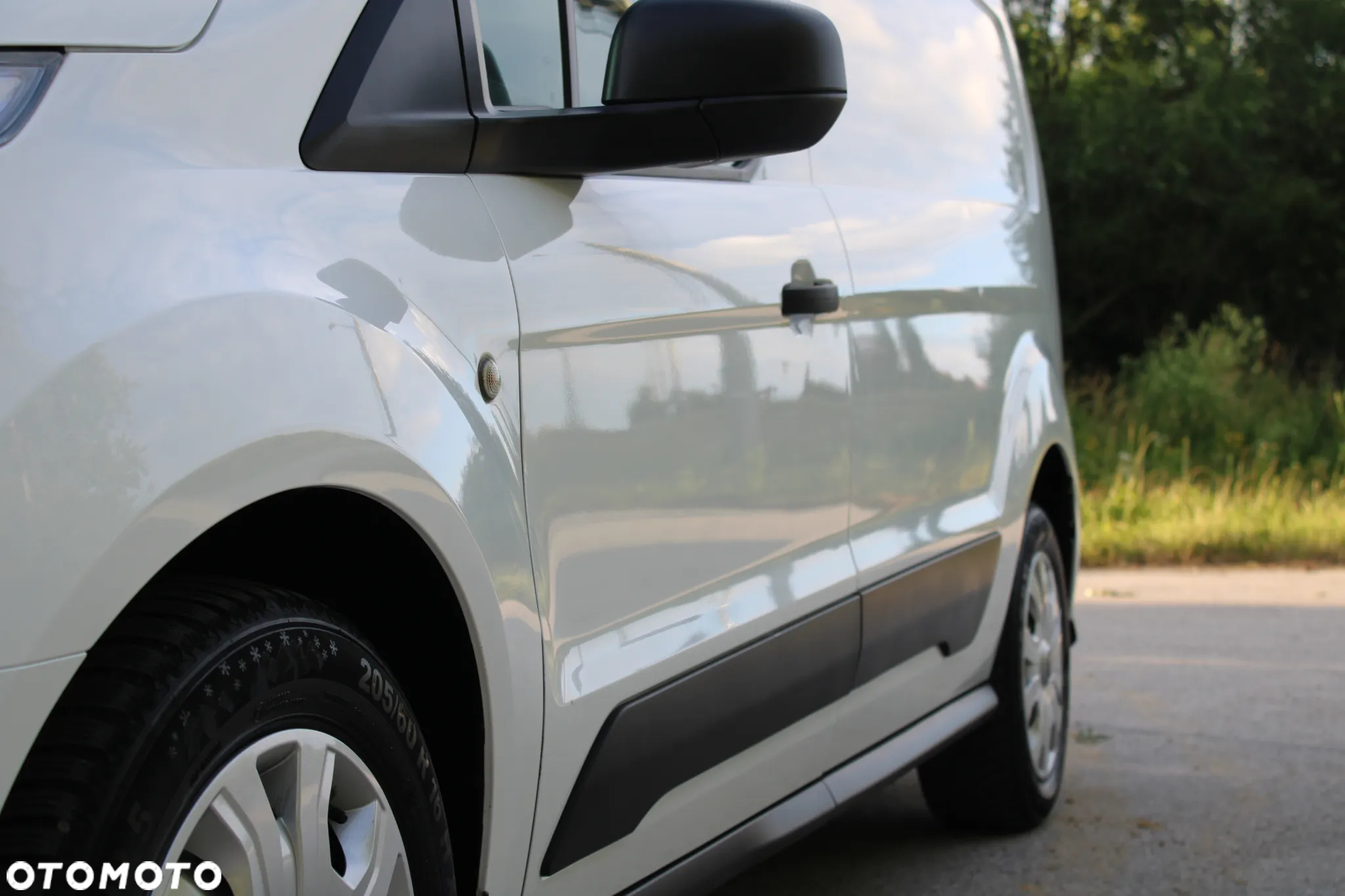 Ford TRANSIT CONNECT - 10
