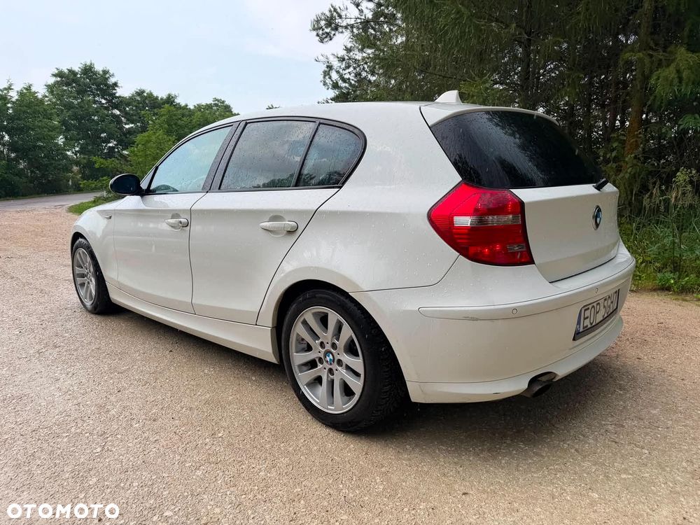 BMW Seria 1 116i - 6