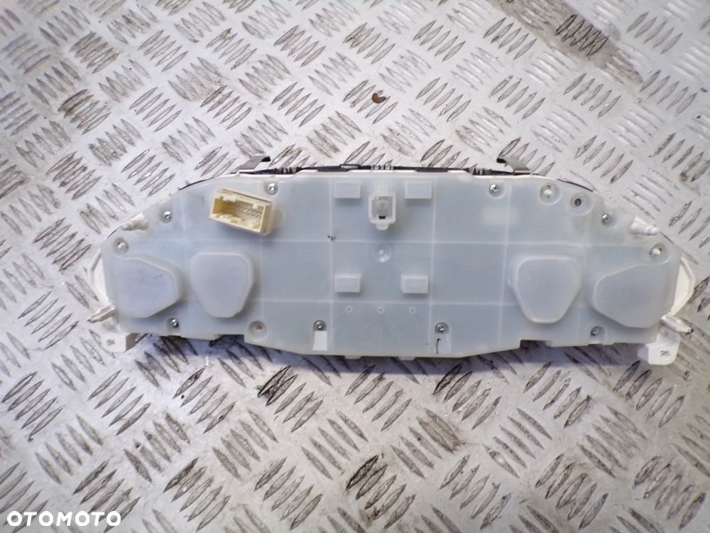 LICZNIK PEUGEOT 208 9674643080G 9805400380 - 5
