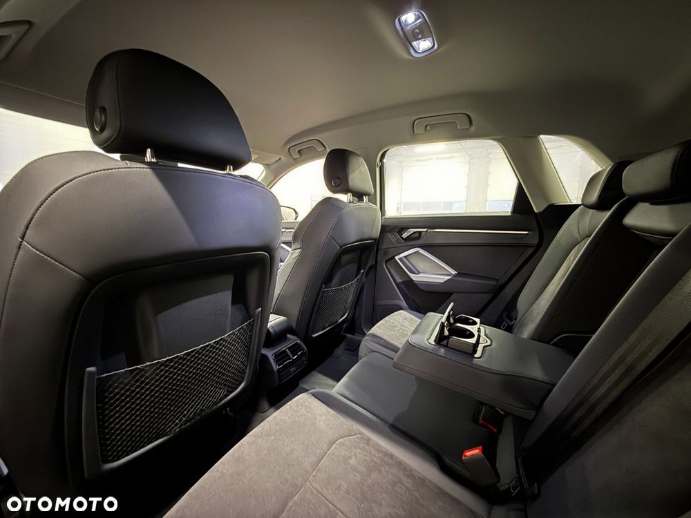 Audi Q3 - 23