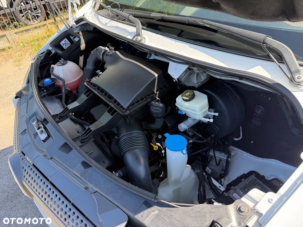 Mercedes-Benz Sprinter - 30