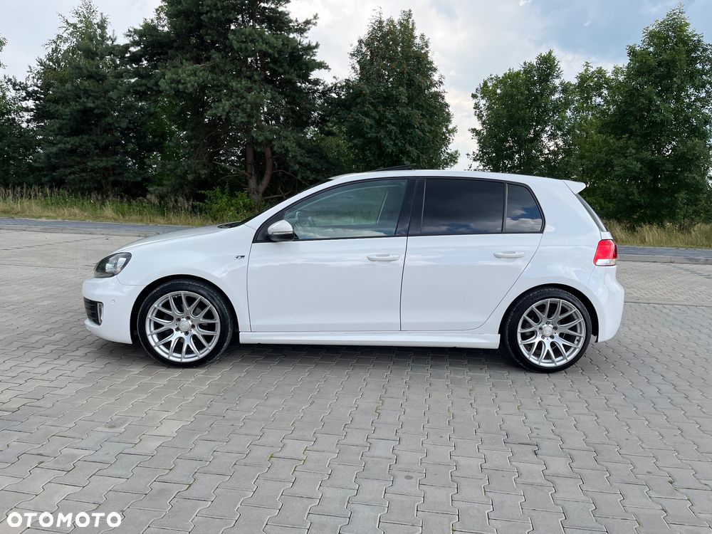 Volkswagen Golf 2.0 TDI Comfortline - 6