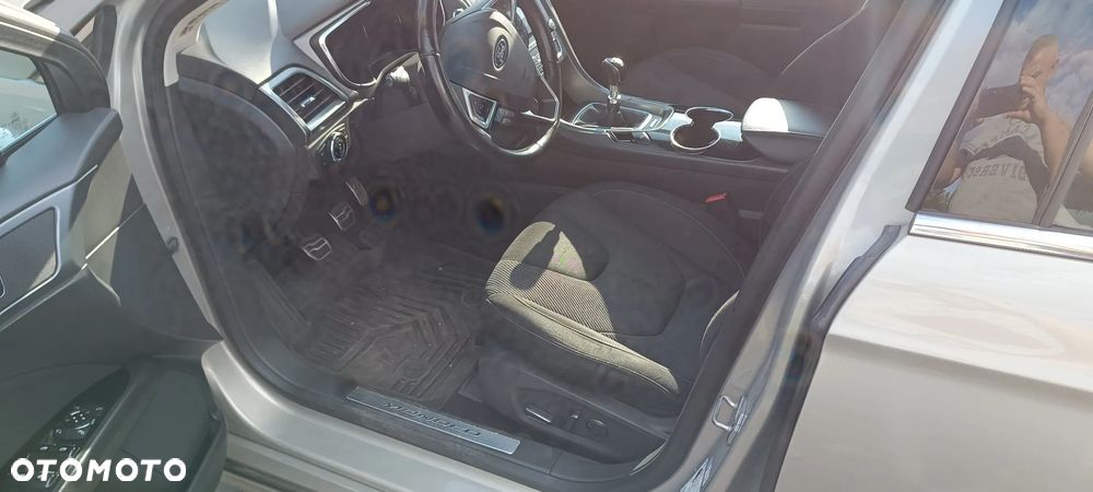 Ford Mondeo 2.0 TDCi Titanium - 10