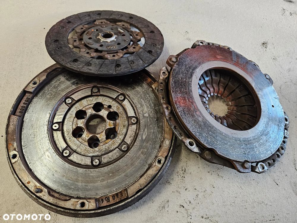 Peugeot 308 3008 5008 508 Citroen C4 C5 1.6 THP koło dwumasowe sprzęgło tarcza docisk - 11