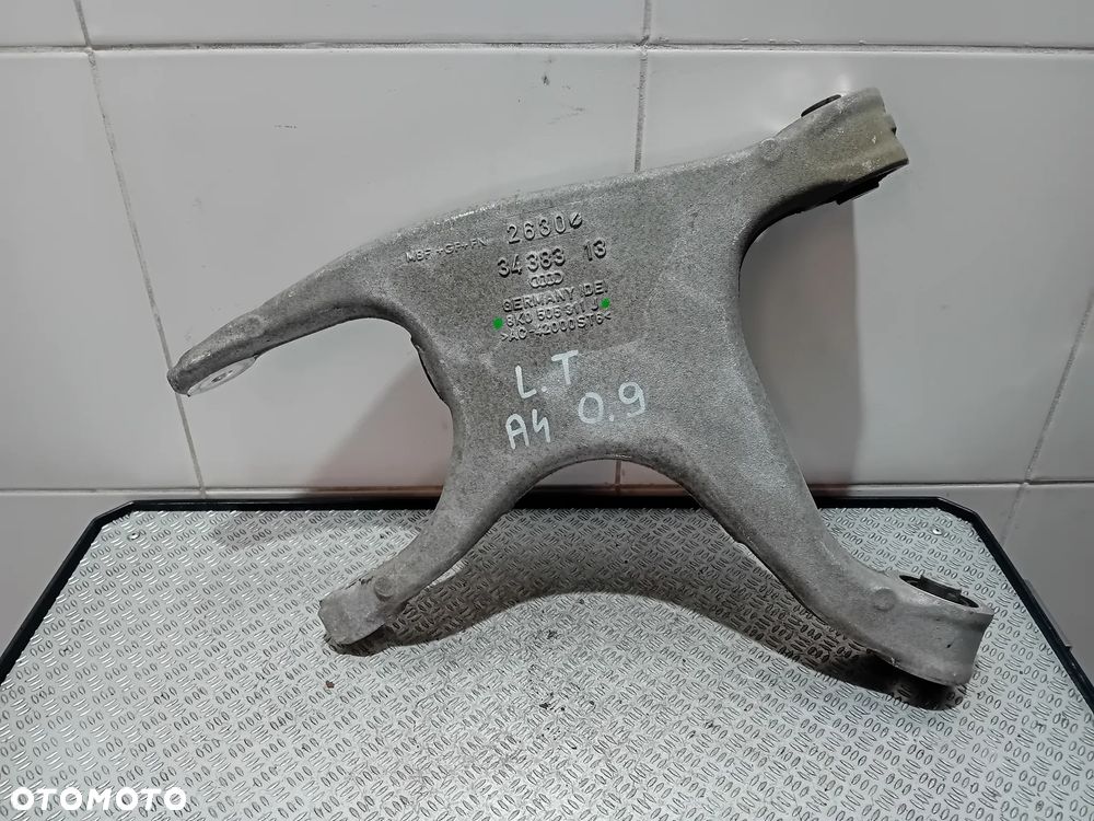 wahacz dolny lewy tył Audi A4 B8 8K0505311J 2009 - 1