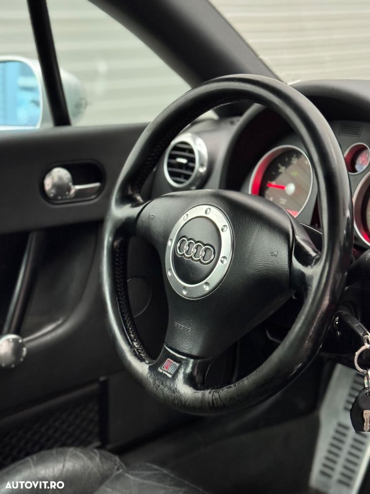 Audi TT Roadster 1.8 T quattro - 5