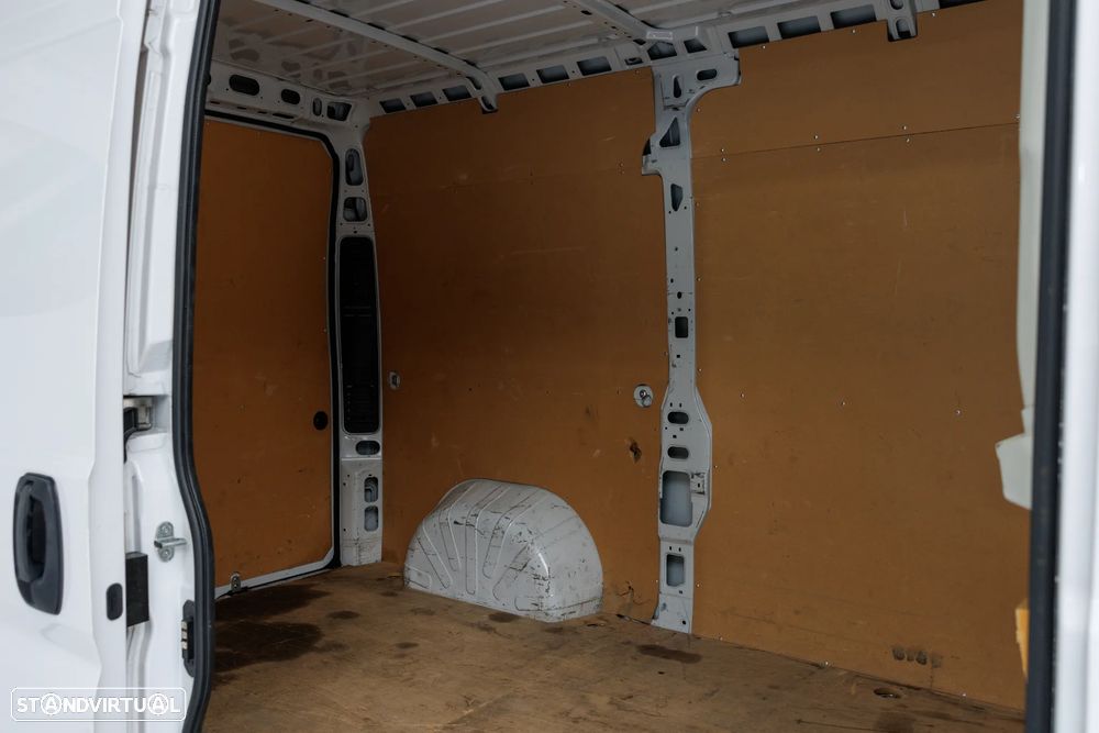Peugeot Boxer 2.2 BlueHDi 335 L2H2 Premium - 8