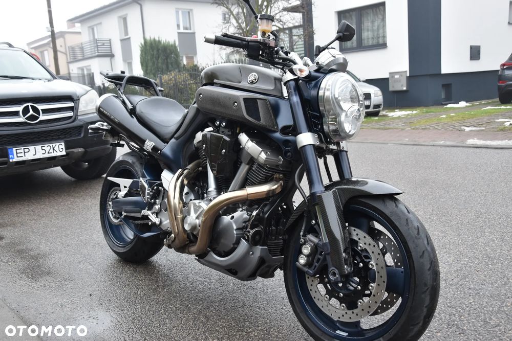 Yamaha MT - 9