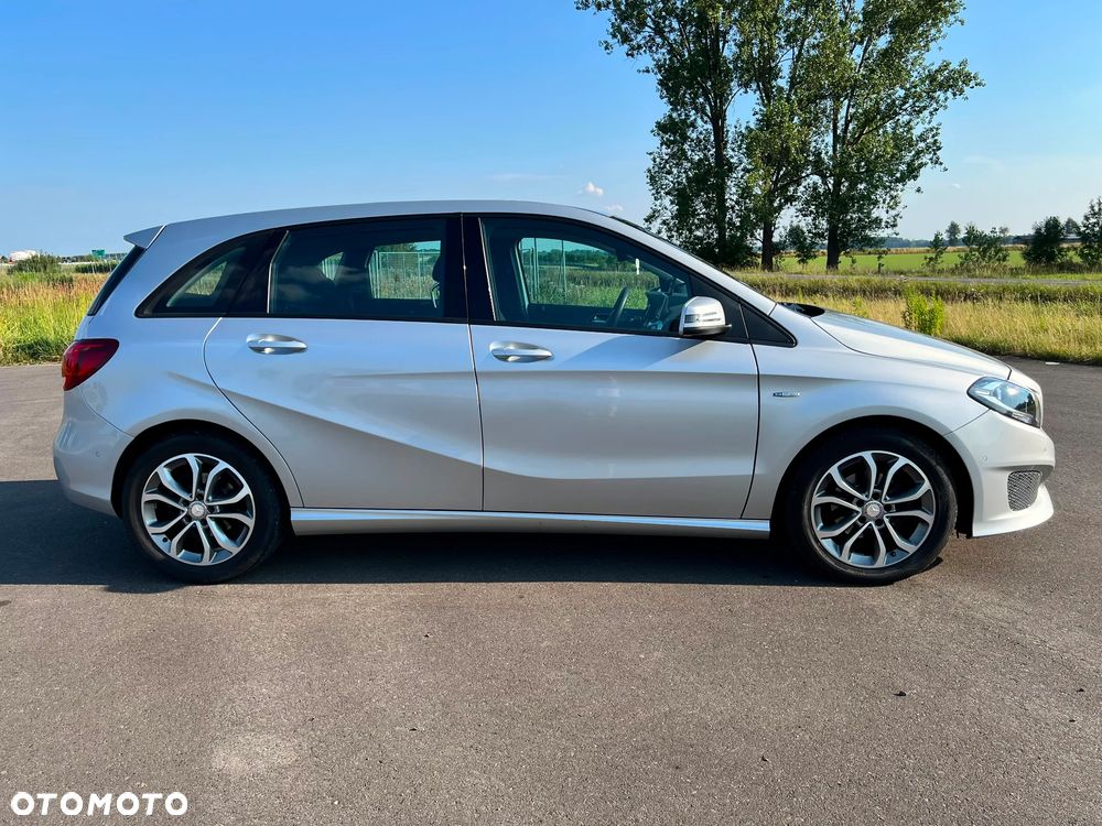 Mercedes-Benz Klasa B 180 7G-DCT - 5