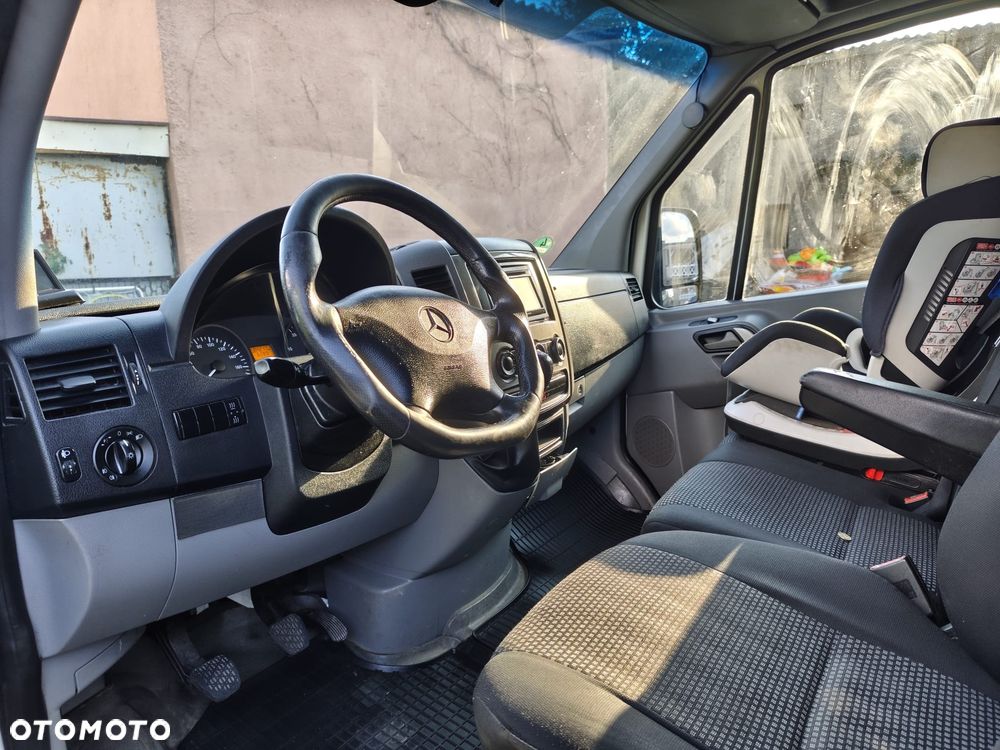 Mercedes-Benz Sprinter 311 - 9