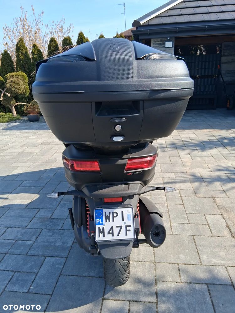 Piaggio MP-3 - 6