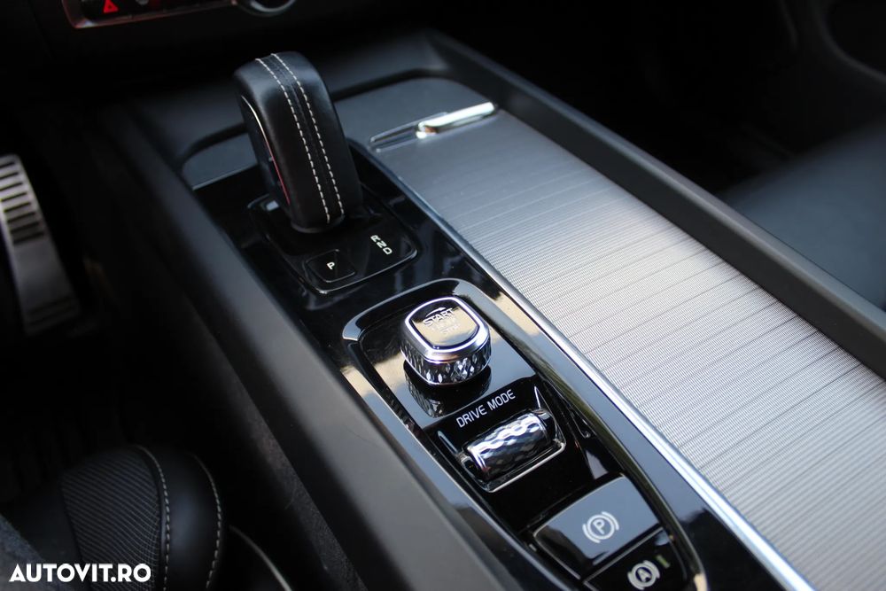 Volvo XC 60 B5 D AWD Geartronic RDesign - 15