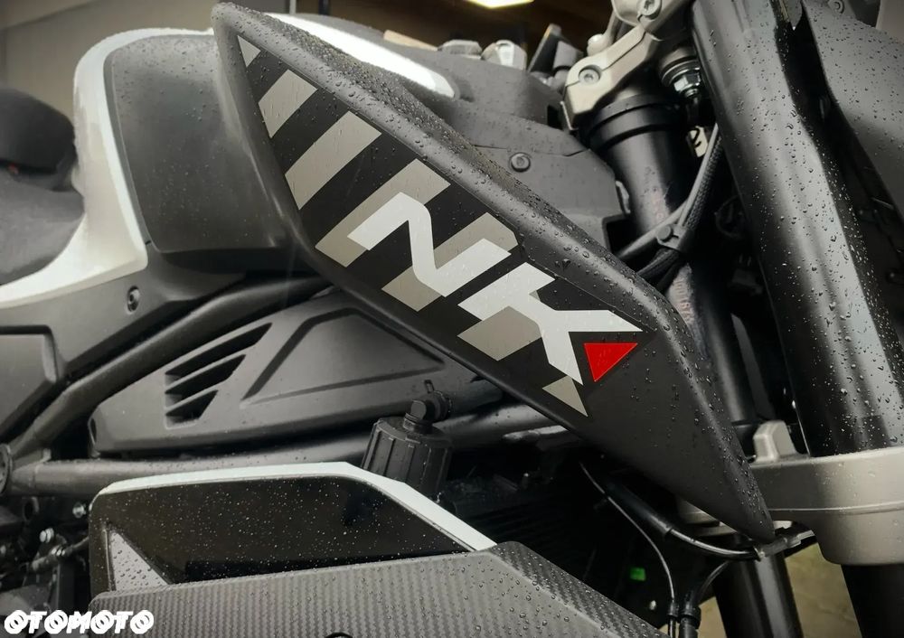 CFMoto NK - 12