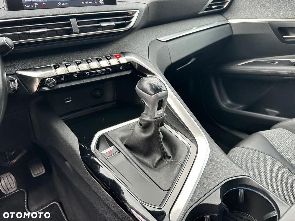 Peugeot 3008 BlueHDi 120 Stop & Start Allure - 31