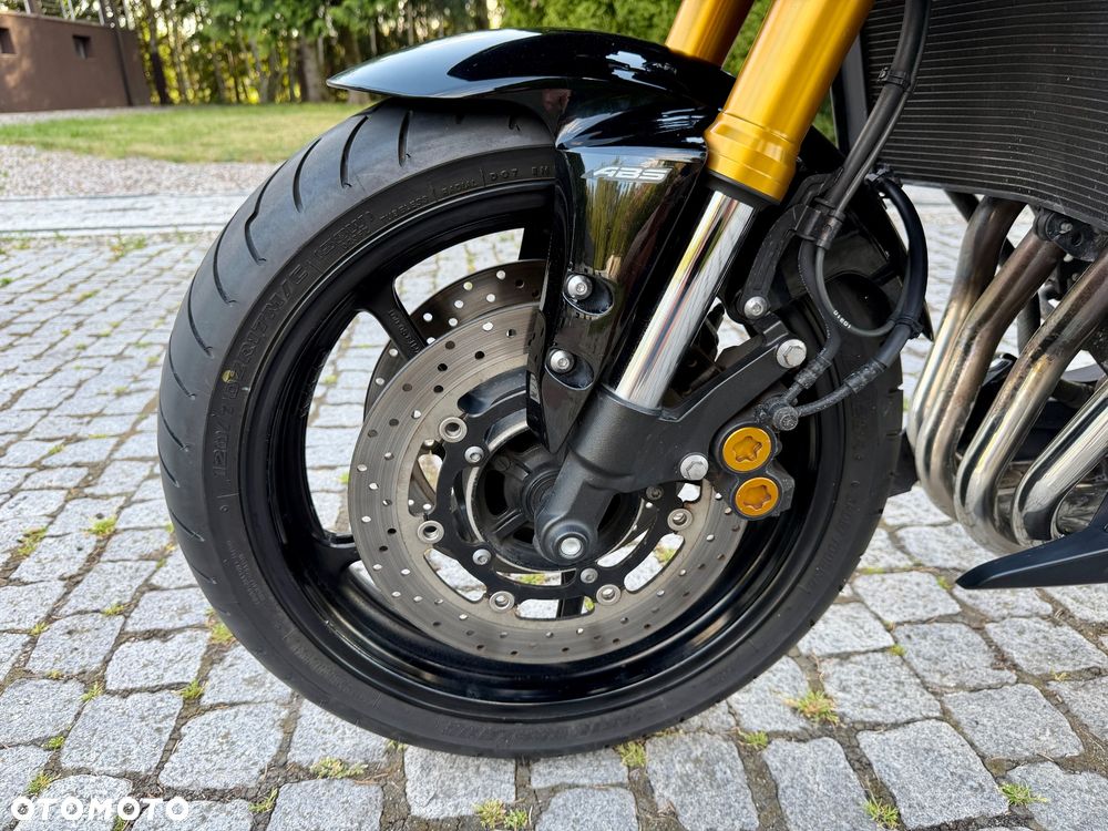 Yamaha FZ8 - 18