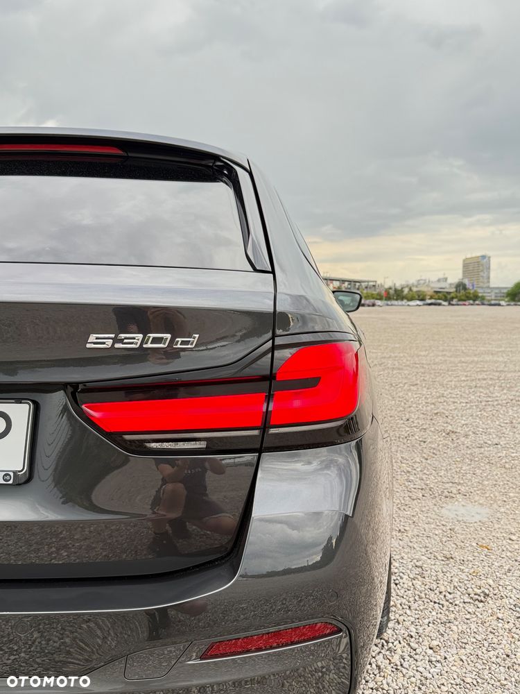 BMW Seria 5 530d mHEV M Sport sport - 9
