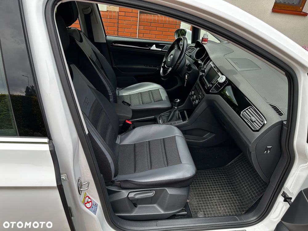 Volkswagen Golf Sportsvan SV 1.4 TSI BMT Highline - 19